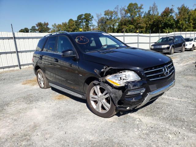 4JGDA5HB1CA033312 - 2012 MERCEDES-BENZ ML 350 4MATIC BLACK photo 4