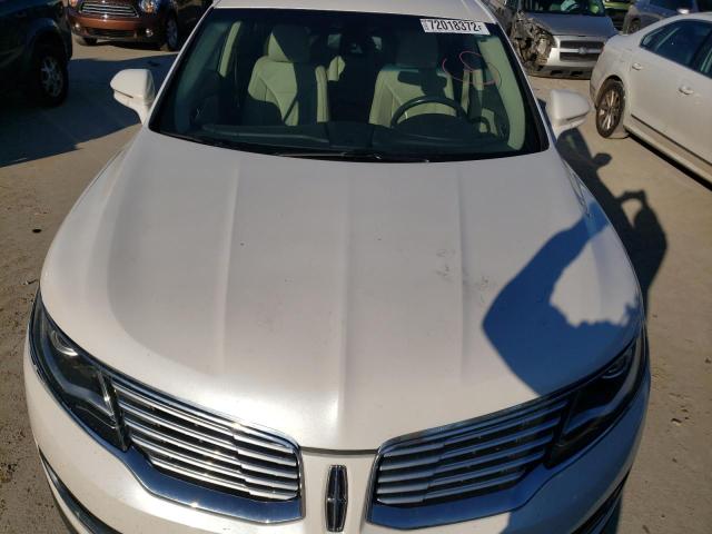 2LMTJ6KR3GBL49879 - 2016 LINCOLN MKX SELECT WHITE photo 11