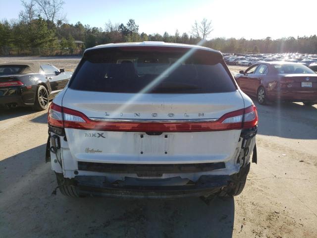 2LMTJ6KR3GBL49879 - 2016 LINCOLN MKX SELECT WHITE photo 6