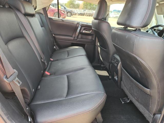 JTEBU5JR7L5816858 - 2020 TOYOTA 4RUNNER SR5/SR5 PREMIUM WHITE photo 11