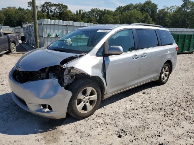 2015 TOYOTA SIENNA LE, 