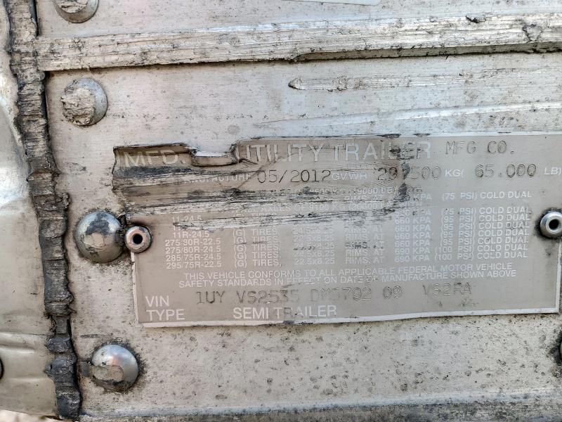 1UYVS2535DM579209 - 2013 UTILITY VS2RA Blanc photo 10
