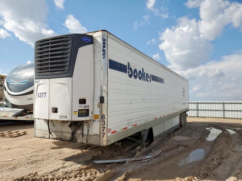 1UYVS2535DM579209 - 2013 UTILITY VS2RA Blanc photo 2