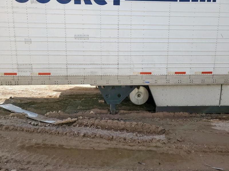 1UYVS2535DM579209 - 2013 UTILITY VS2RA Blanc photo 9