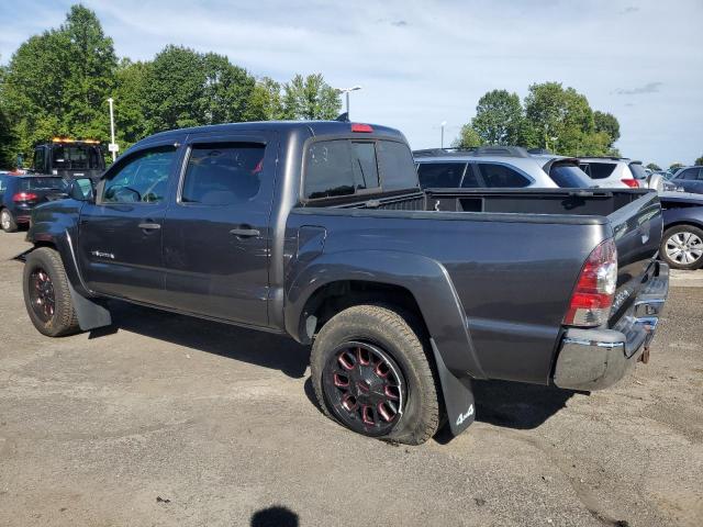 3TMLU4EN2CM091772 - 2012 TOYOTA TACOMA DOUBLE CAB GRAY photo 2