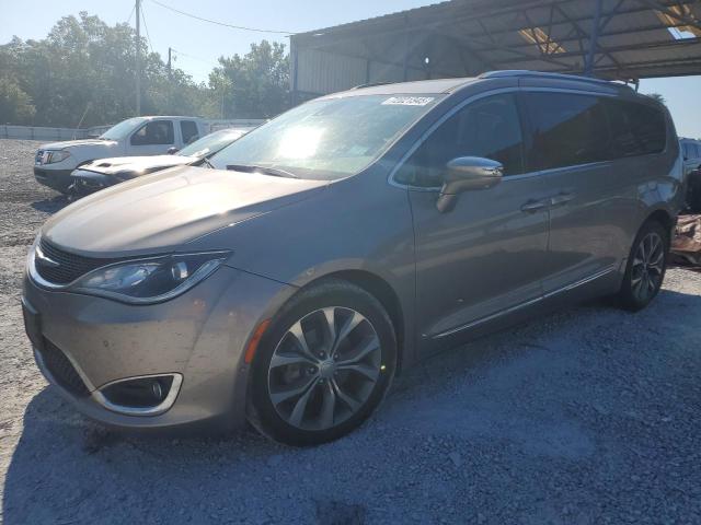 2017 CHRYSLER PACIFICA LIMITED, 