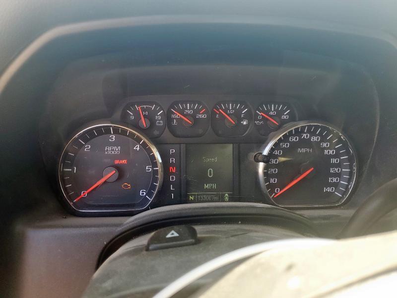 1GC2KUEG7HZ269149 - 2017 CHEVROLET SILVERADO K2500 HEAVY DUTY WHITE photo 9