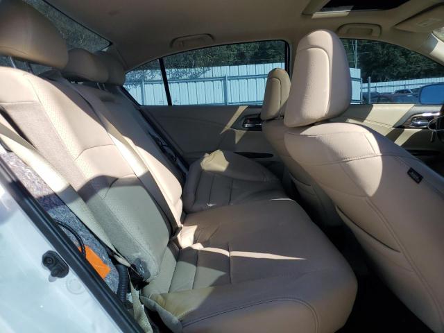 1HGCR3F81HA001666 - 2017 HONDA ACCORD EXL WHITE photo 10