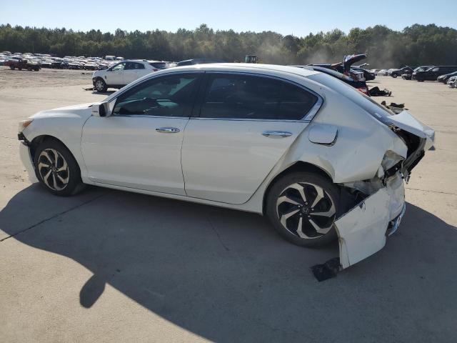 1HGCR3F81HA001666 - 2017 HONDA ACCORD EXL WHITE photo 2