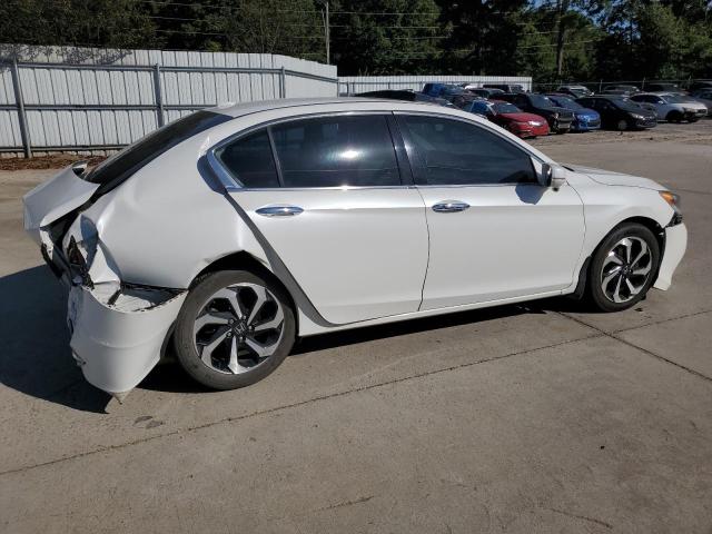 1HGCR3F81HA001666 - 2017 HONDA ACCORD EXL WHITE photo 3