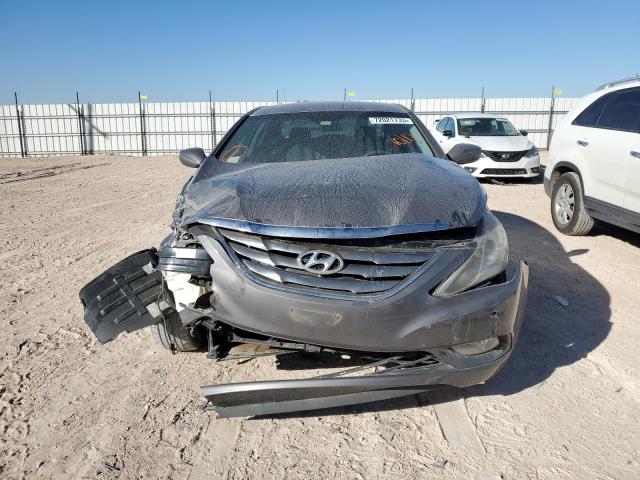 5NPEC4AC1BH149102 - 2011 HYUNDAI SONATA SE GRAY photo 5