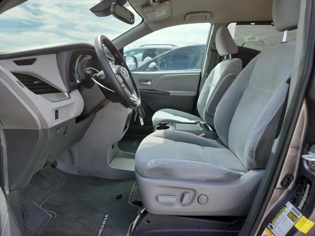 5TDKZ3DC3JS920966 - 2018 TOYOTA SIENNA LE Gris photo 7