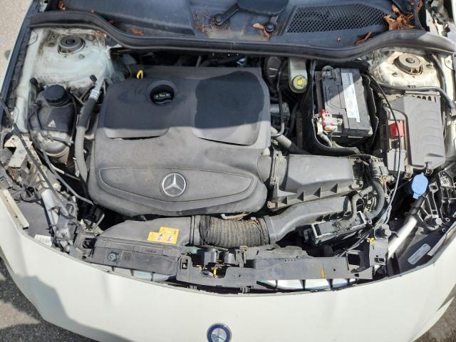 WDDSJ4GB2GN360524 - 2016 MERCEDES-BENZ CLA 250 4MATIC WHITE photo 11