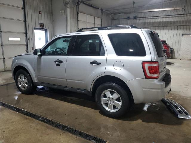 1FMCU9DG9BKC35478 - 2011 FORD ESCAPE XLT 银色 照片 2