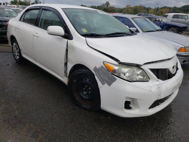 2T1BU4EE5CC897111 - 2012 TOYOTA COROLLA BASE WHITE photo 4