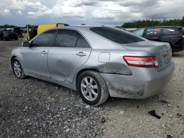 4T1BF3EK0AU078268 - 2010 TOYOTA CAMRY BASE SILVER photo 2