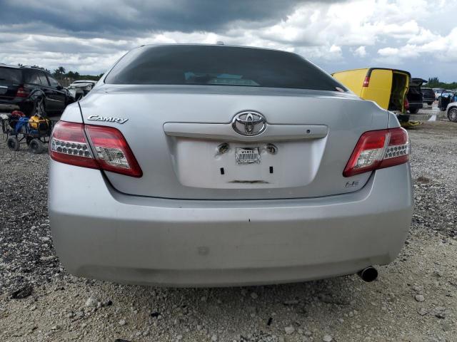 4T1BF3EK0AU078268 - 2010 TOYOTA CAMRY BASE SILVER photo 6