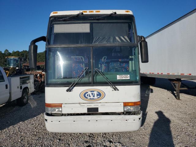 YE2TC12B3Y2043911 - 2000 VAN HOOL T2100 WHITE photo 2