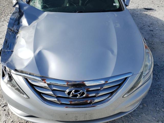 5NPEC4AC9DH664111 - 2013 HYUNDAI SONATA SE SILVER photo 11