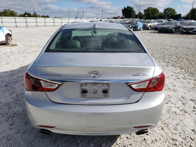 5NPEC4AC9DH664111 - 2013 HYUNDAI SONATA SE SILVER photo 6