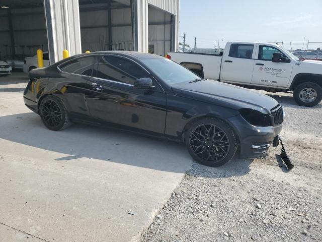 WDDGJ4HBXDF967006 - 2013 MERCEDES-BENZ C 250 შავი ფოტო 4