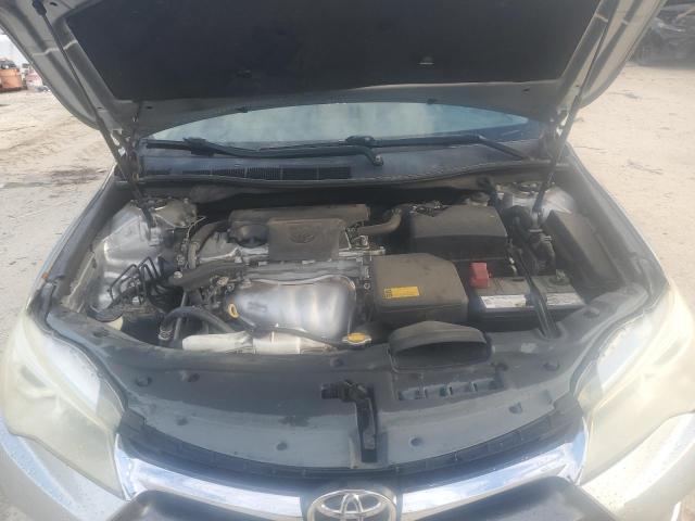 4T1BF1FKXFU474119 - 2015 TOYOTA CAMRY LE SILVER photo 11