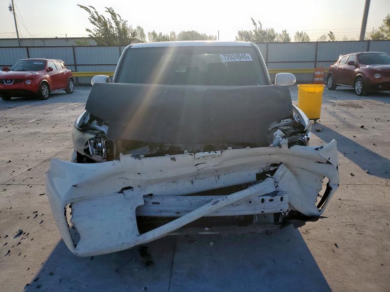 JTLZE4FE7FJ077359 - 2015 TOYOTA SCION XB 白色 照片 5