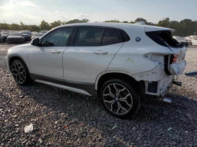 WBXYJ3C37JEJ64781 - 2018 BMW X2 SDRIVE28I WHITE photo 2