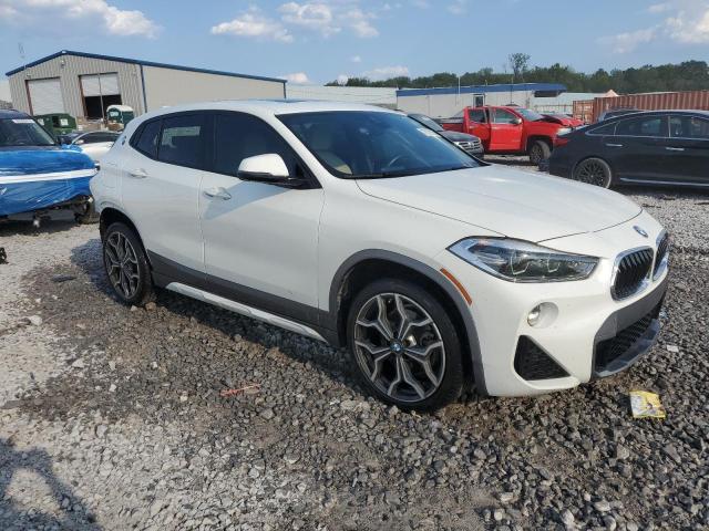 WBXYJ3C37JEJ64781 - 2018 BMW X2 SDRIVE28I WHITE photo 4