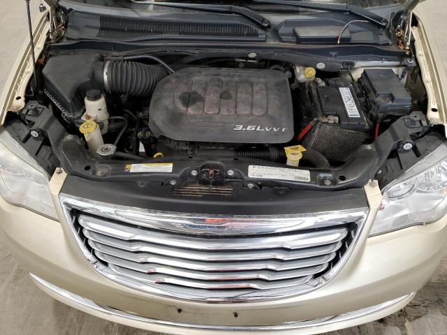 2A4RR8DG0BR630980 - 2011 CHRYSLER TOWN & COU TOURING L GOLD photo 12