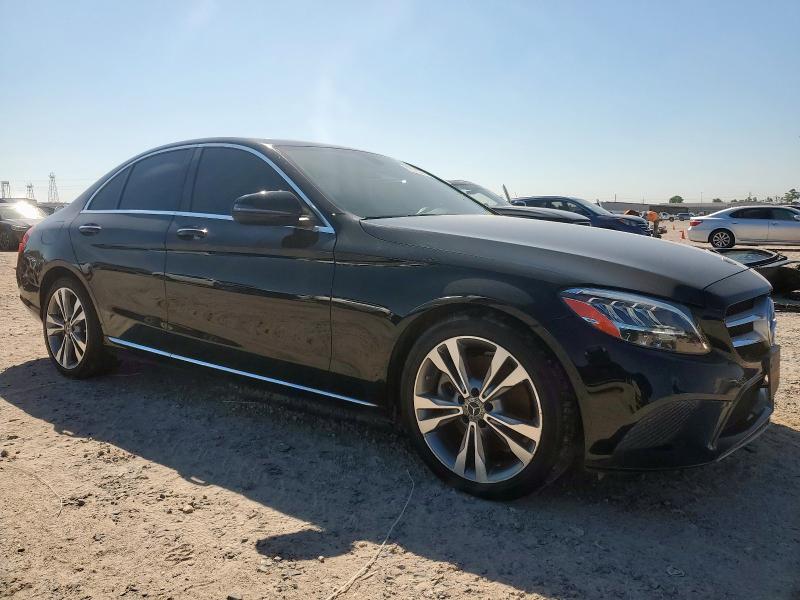 55SWF8DB6KU312264 - 2019 MERCEDES-BENZ C 300 BLACK photo 4