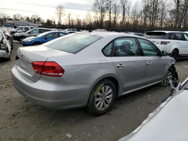 1VWAP7A32DC087497 - 2013 VOLKSWAGEN PASSAT S SILVER photo 3