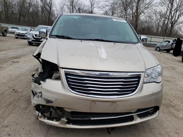 2C4RC1CG9CR386442 - 2012 CHRYSLER TOWN & COU TOURING L BEIGE photo 5