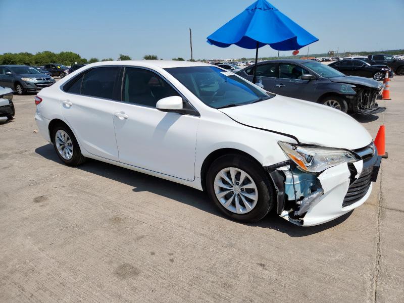 4T4BF1FK8FR502411 - 2015 TOYOTA CAMRY LE WHITE photo 4