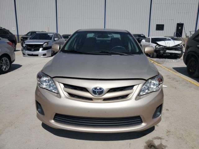 2T1BU4EE8CC852356 - 2012 TOYOTA COROLLA BASE Ոսկեգույն լուսանկար 5