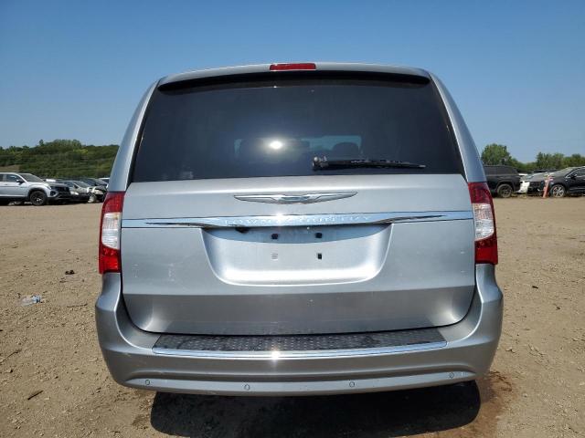 2C4RC1CG5DR785334 - 2013 CHRYSLER TOWN & COU TOURING L SILVER photo 6