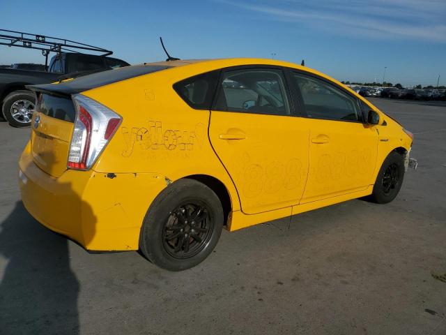 JTDKN3DUXB5312339 - 2011 TOYOTA PRIUS YELLOW photo 3