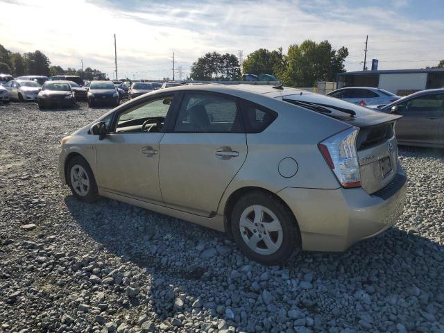 JTDKN3DU4B1393071 - 2011 TOYOTA PRIUS 金色 照片 2