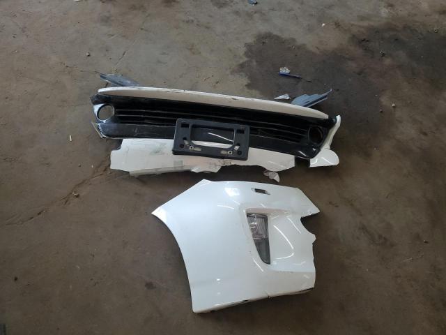 JTDKN3DUXE1818314 - 2014 TOYOTA PRIUS თეთრი ფოტო 12