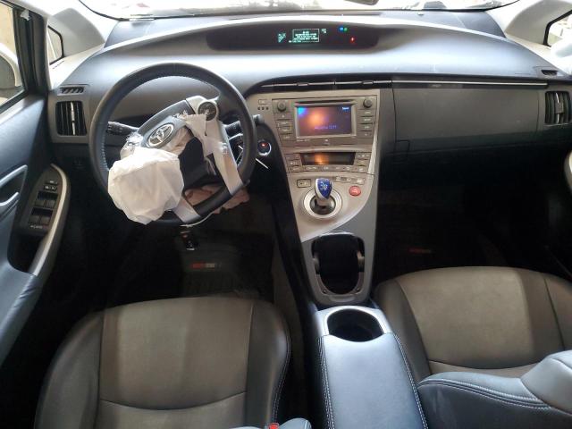 JTDKN3DUXE1818314 - 2014 TOYOTA PRIUS თეთრი ფოტო 8
