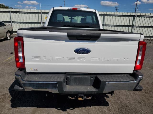 1FT8W2BT7PED66555 - 2023 FORD F250 SUPER DUTY WHITE photo 6