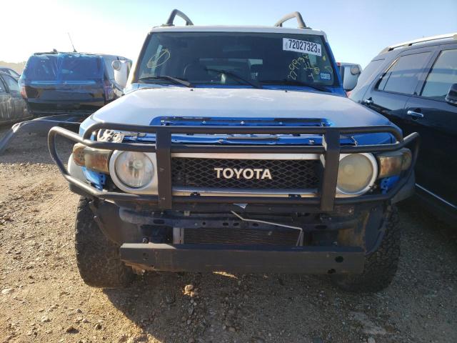 JTEZU11F970017888 - 2007 TOYOTA FJ CRUISER BLUE photo 5