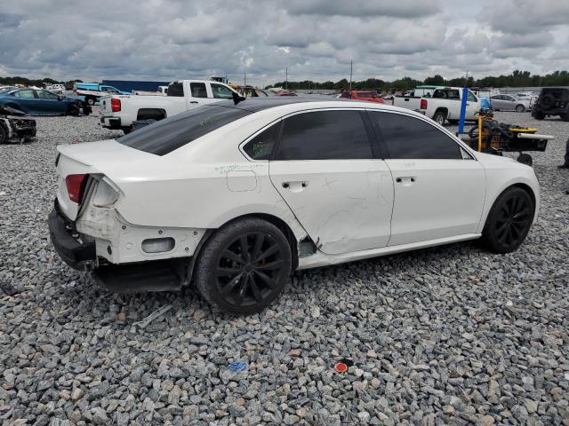 1VWBT7A33FC097426 - 2015 VOLKSWAGEN PASSAT SE WHITE photo 3