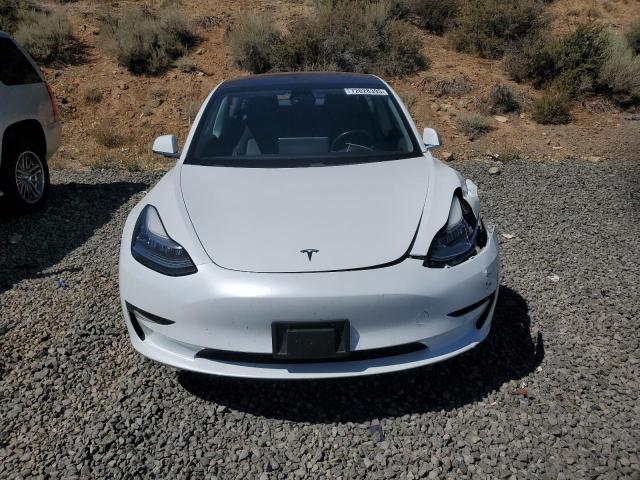 5YJ3E1EA4JF015867 - 2018 TESLA MODEL 3 白色 照片 5