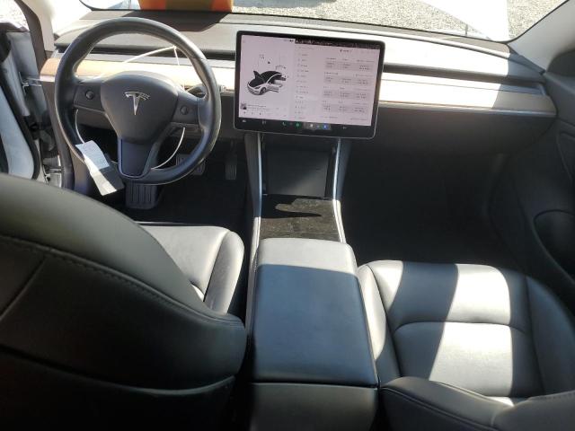 5YJ3E1EA4JF015867 - 2018 TESLA MODEL 3 白色 照片 8