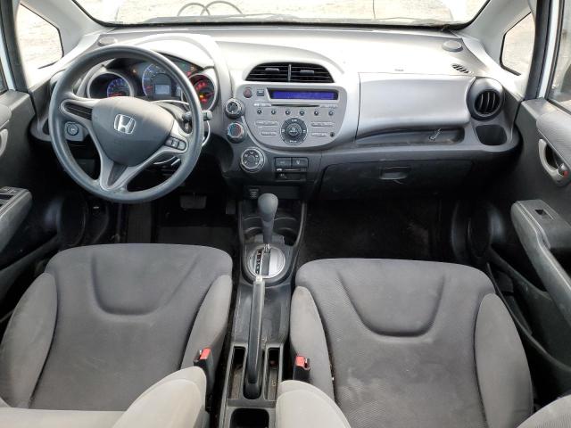 JHMGE8H39BS005846 - 2011 HONDA FIT WHITE photo 8