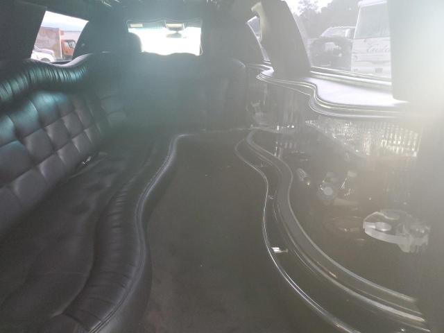 1L1FM88W65Y649930 - 2005 LINCOLN TOWN CAR EXECUTIVE WHITE photo 12