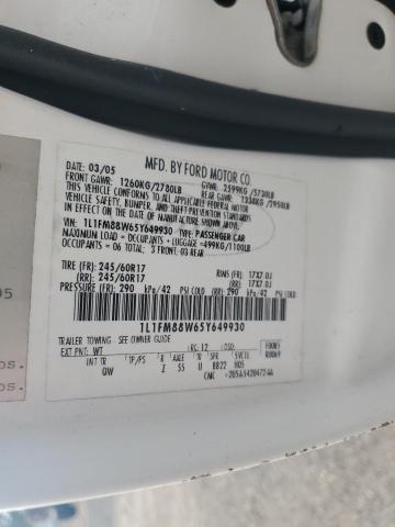 1L1FM88W65Y649930 - 2005 LINCOLN TOWN CAR EXECUTIVE WHITE photo 13