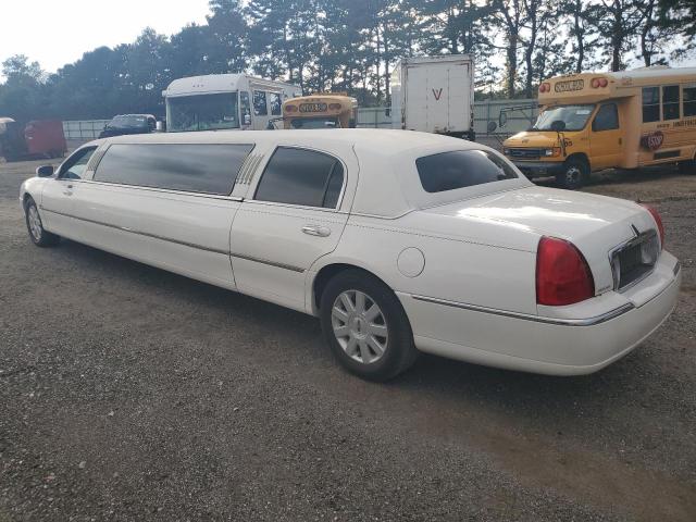 1L1FM88W65Y649930 - 2005 LINCOLN TOWN CAR EXECUTIVE WHITE photo 2