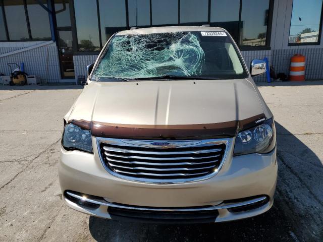 2C4RC1CG8DR510198 - 2013 CHRYSLER TOWN & COU TOURING L GOLD photo 5